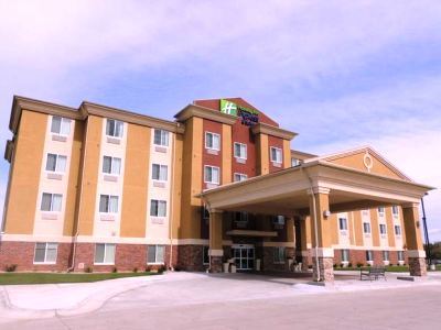 Holiday Inn Express Hotel & Suites York By Ihg Exterior photo